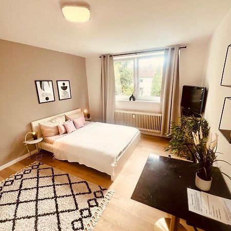 Ferienwohnung An Der Uniklinik Mit Eigener Kueche Und Renoviertem Badezimmer Хомбург Экстерьер фото